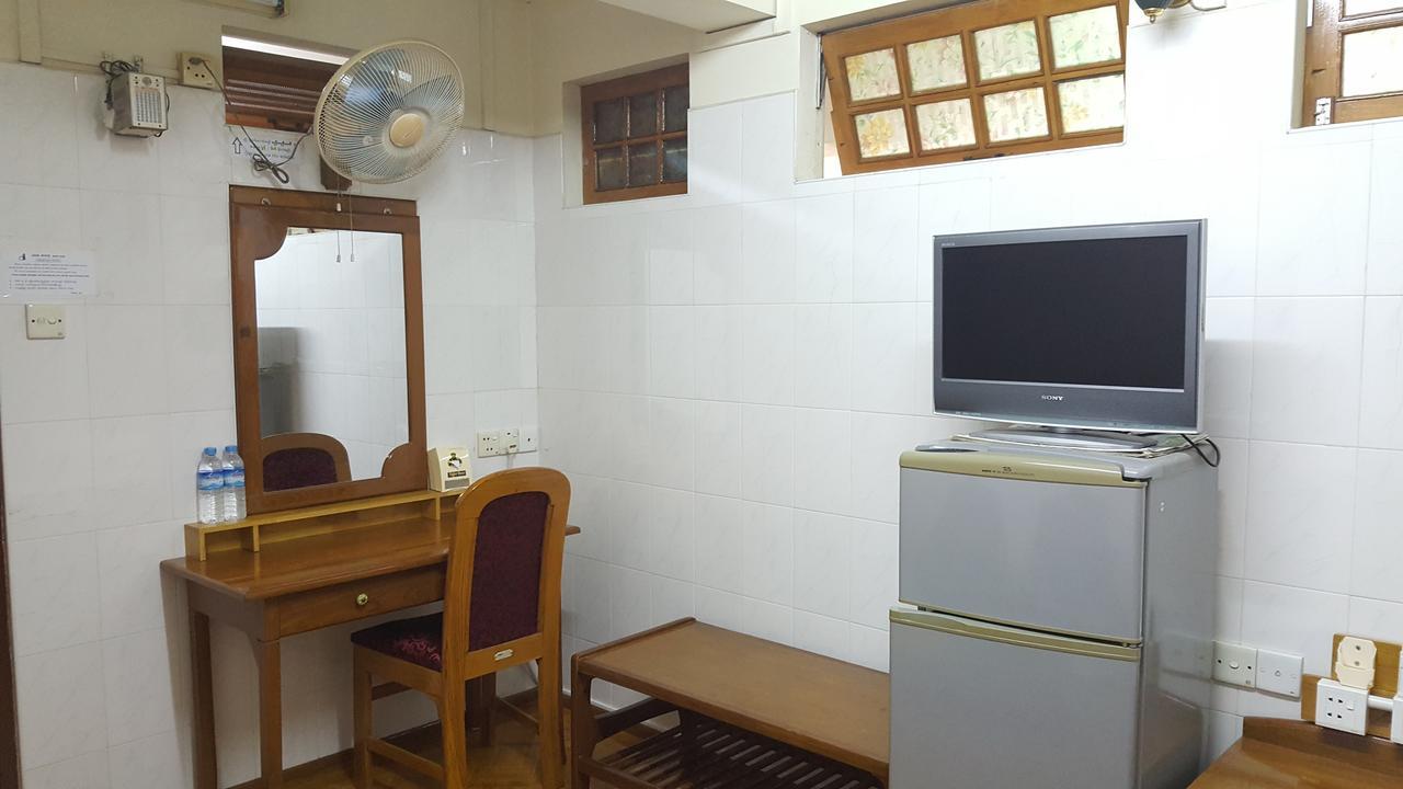 Chan Myae Guesthouse Rangun Zewnętrze zdjęcie