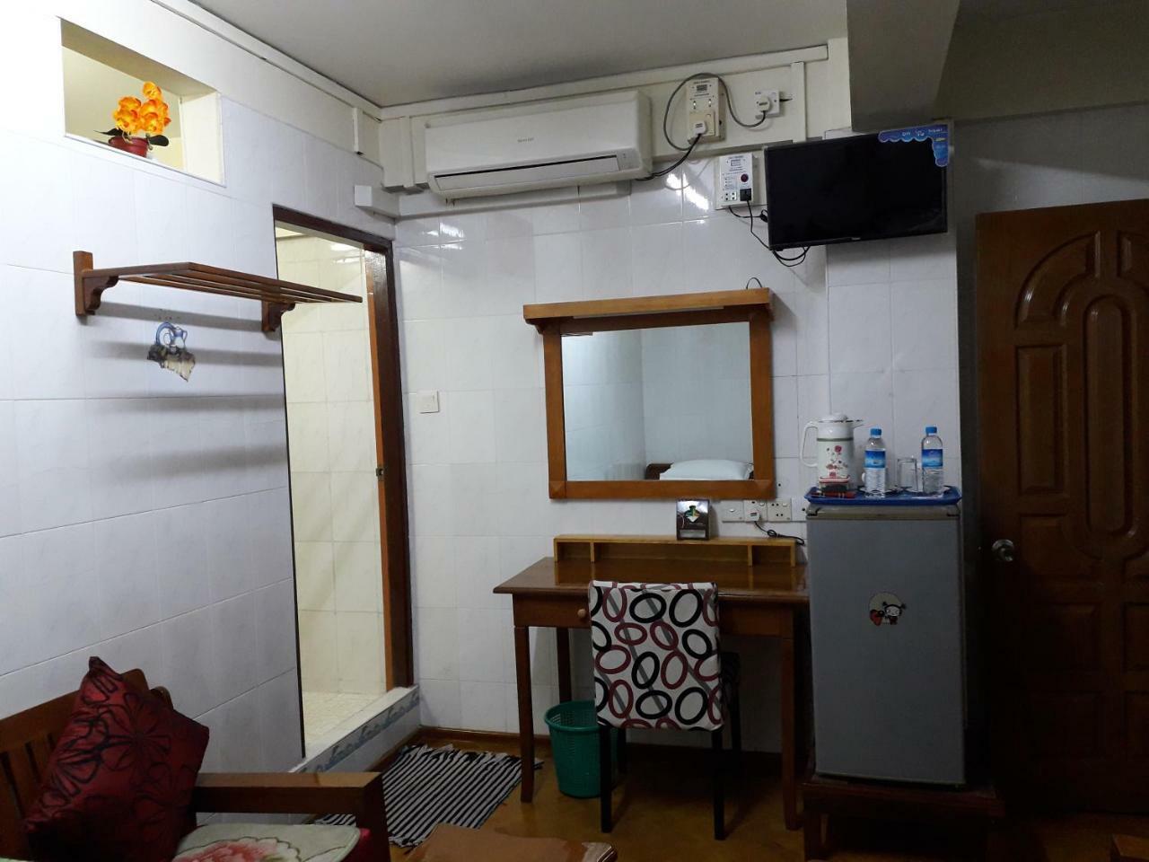 Chan Myae Guesthouse Rangun Zewnętrze zdjęcie
